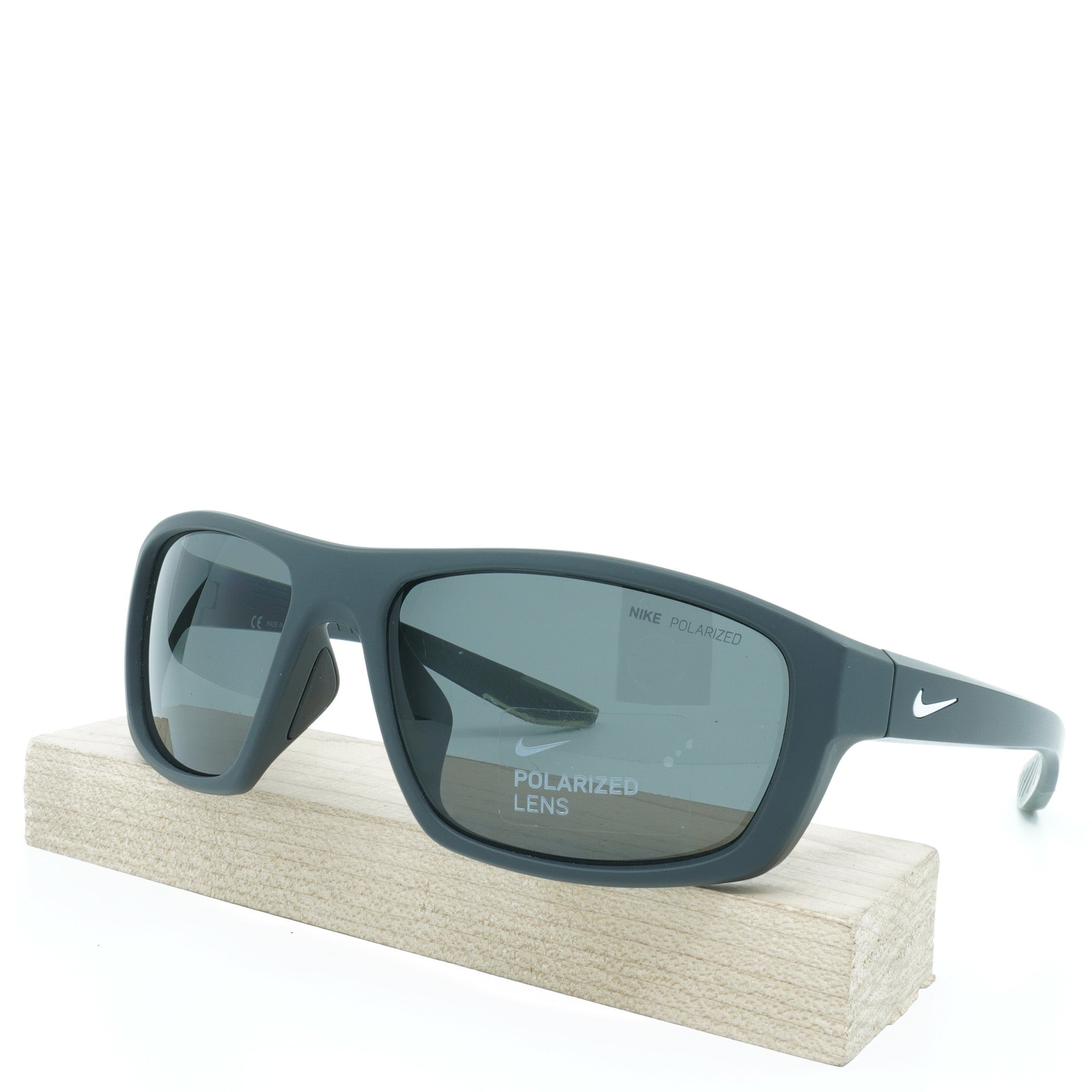 [CT8177-060] Мужские поляризованные солнцезащитные очки Nike BRAZEN BOOST P MI