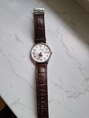 Festina Herrenuhr klassische  analoge Uhr ''Caparol ''