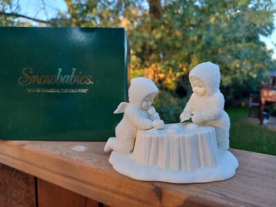 Dept 56 Snowbabies Stars In A Row Tic Tac Toe Figurine orig box EUC
