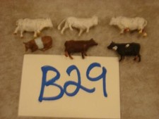 B29B VINTAGE LOT OF 6 HO SCALE COWS