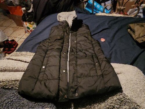 🆕Arizona Jean Co Vest Size M, with hoodie zipper and buttons color Black/ Grey