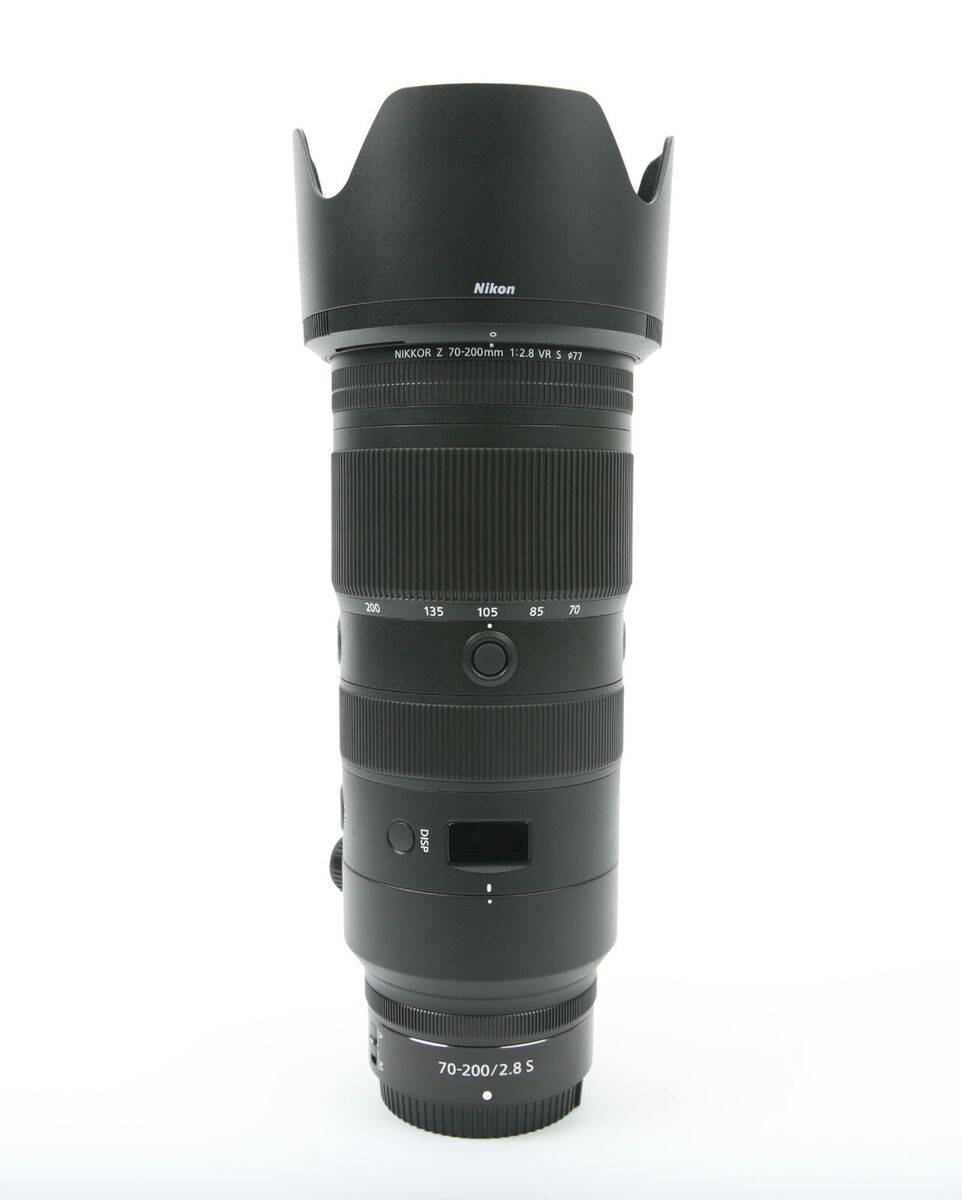 Nikon NIKKOR Z 70-200mm f/2.8 VR S Lens with Both Caps, Hood Nikon NIKKOR Z 70-200mm f/2.8 VR S Lens with Both Caps, Hood