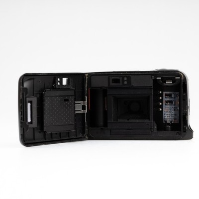 Yashica T4 3.5 35mm Carl Zeiss Japan Camera For Parts / Repair