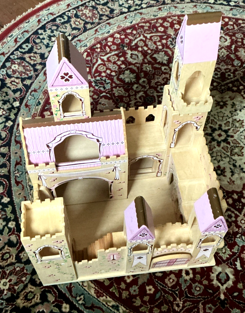 Melissa and Doug Wooden Folding Princess Castle, Operating