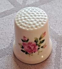 alter Fingerhut von Gerold-Porzellan mit Rosenmotiv aus Omas Sammlung