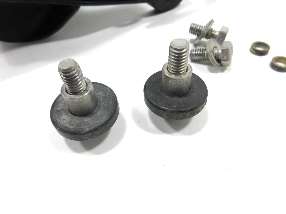 OEM POLARIS 1994-1999 SLT 700 750 780 SLTH 700 SLTX 1050 X45 PORTÃO REVERSO E PARAFUSO - Imagem 3 de 4