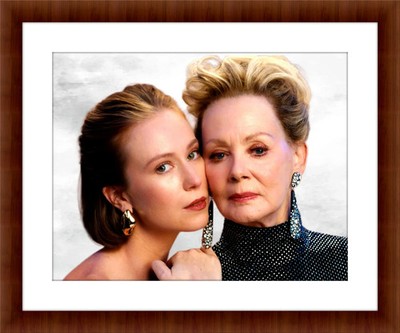 Hannah Einbinder & Jean Smart Hacks 8.5 x 11 Color Unframed Photograph