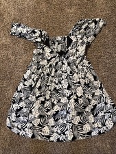Women’s Floral, Beach Themed Summer Dress Size Medium