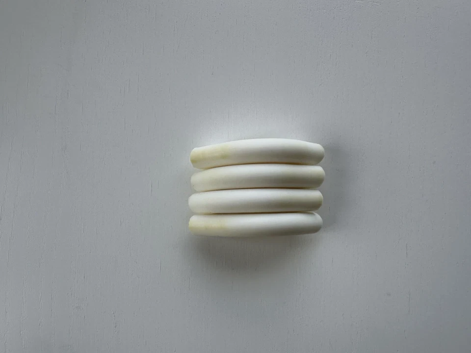 Epicurean Cutting Board Large Wood Color With Rubber Grip At Corner - Image 4 of 4