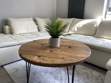 Unico tavolino da caffè rustico industriale avvolgicavo da recupero su gambe a forcina 100 cm