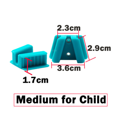 Macro Vicina Su Del Bambino Piccolo Con La Bocca Aperta Al Controllo Di Teeth Del Dentista A - Foto 3