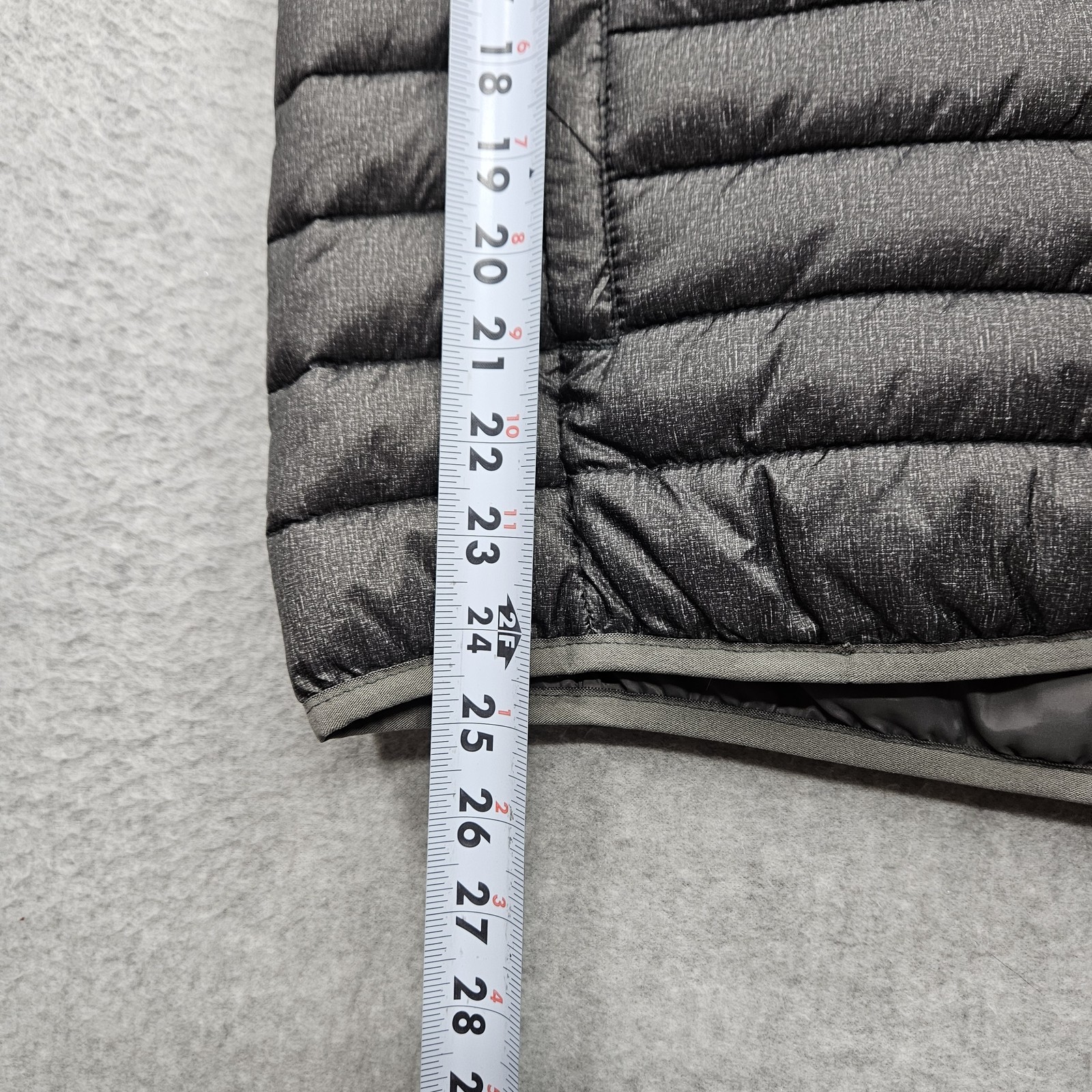 Amazon Essentials Men's Medium Gray Sleeveless Pa… - image 10