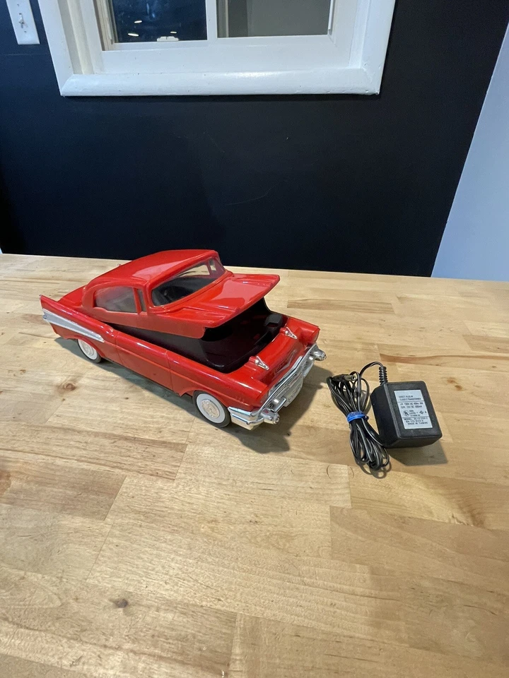 1957 Red Chevy VHS Video Cassette Rebobinador 1980 Oficialmente Chevy Licenciado FUNCIONA - Imagem 2 de 4