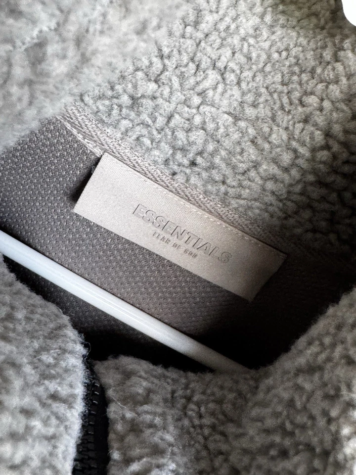 Essentials Fear of God Sherpa Vellón Cremallera Completa Unisex Pequeño Gris De Gran Tamaño Foto 4 de 4