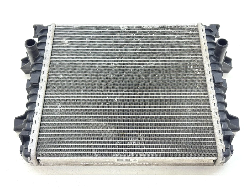 Radiador secundario auxiliar izquierdo AUDI Q7 2010-2015 3,0 L 7L8121212 OEM Foto 4 de 4