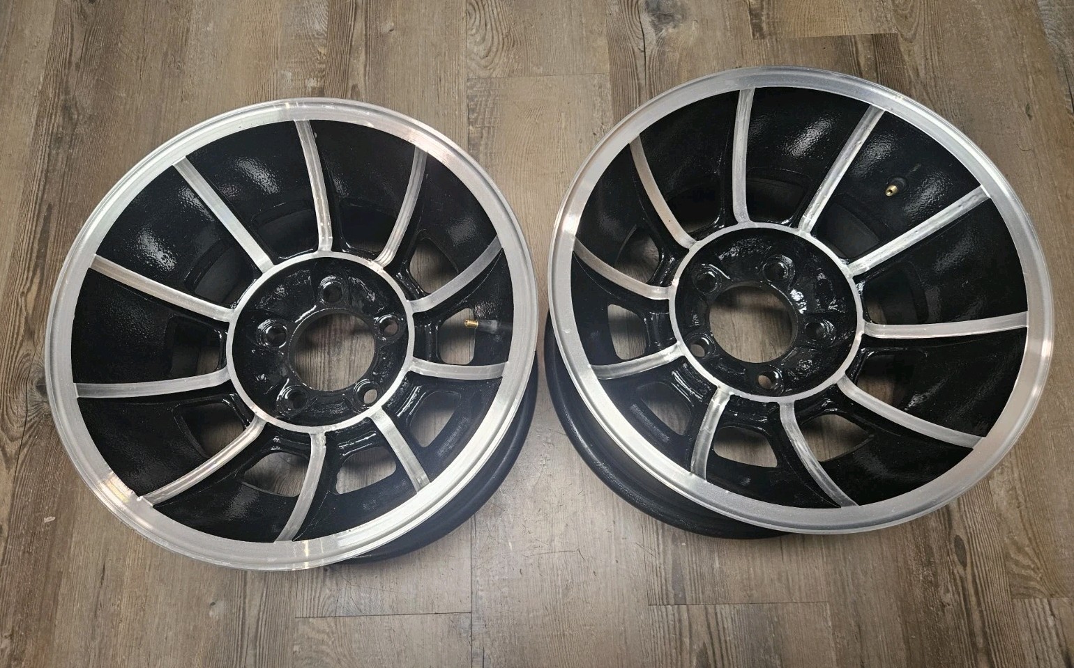 Chevrolet Corvette Wheels Set