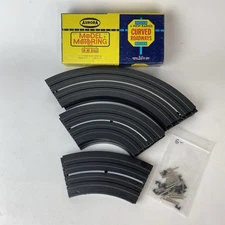 Aurora HO Scale  Model Motoring Curved Roadways Track  9" & 6" Radius W/ Joiners