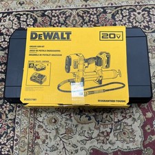 DEWALT DCGG571M1 20V Cordless Grease Gun