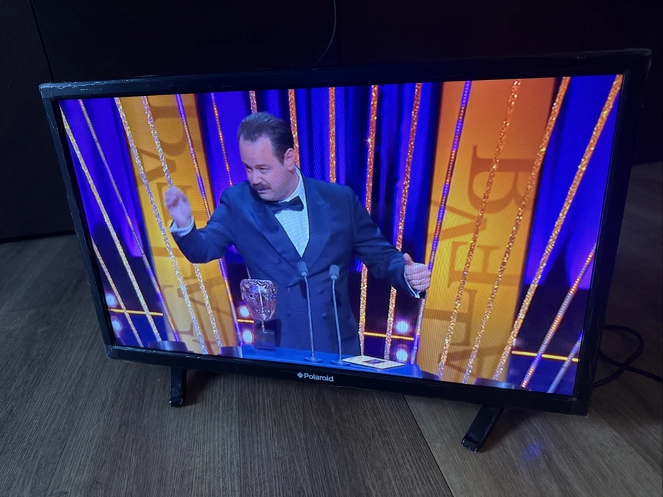 Polaroid P24RD0039E 24” Freeview HD LED TV/DVD COMBI - (No Remote Control) - Image 2 of 4