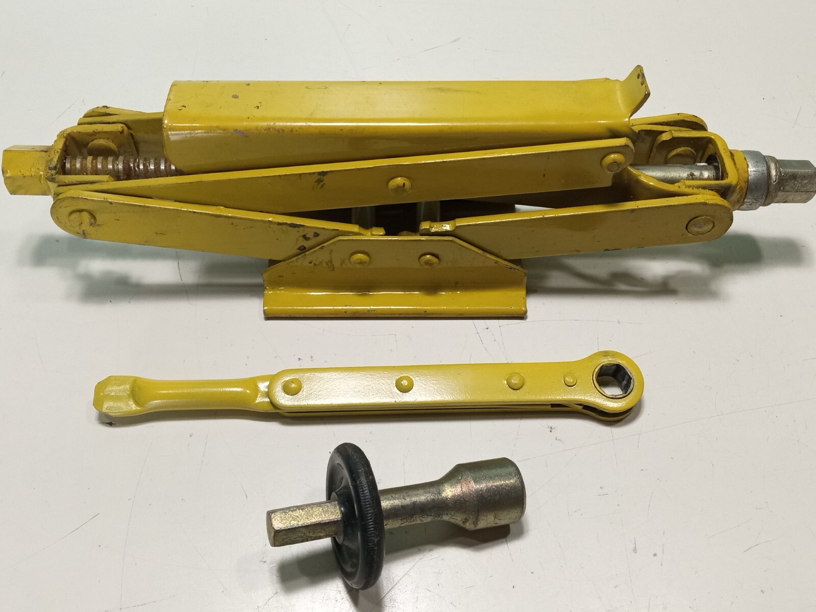 Ferrari 365 GTB/4 Daytona Jack Kit_Tool Kit_Roll Bag_Everest Wrenches_Hammers