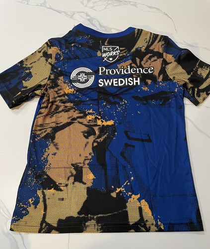 Seattle Sounders FC Youth Marvel Edition Jersey (Large) Retails For $60 - Picture 10 of 12