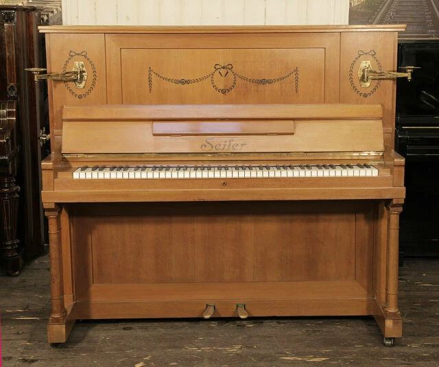 Upright Pianos 85 Keys