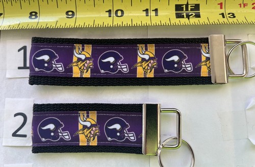 Minnesota Vikings Llavero Regalo 4 Él Su Mamá Papá BFF Medias Stuffer Fútbol - Imagen 1 de 1