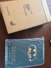 Hot Toys Batman 1989 1 6 Scale Figure DC Comics Michael Keaton MMS692 Sideshow