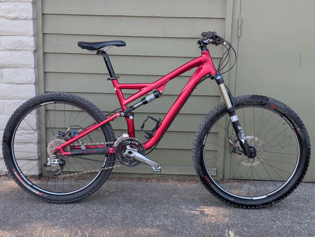 Cadre VTT Specialized Stumpjumper FSR Comp 26 Pouces - Occasion En Bon état Avec Pièces