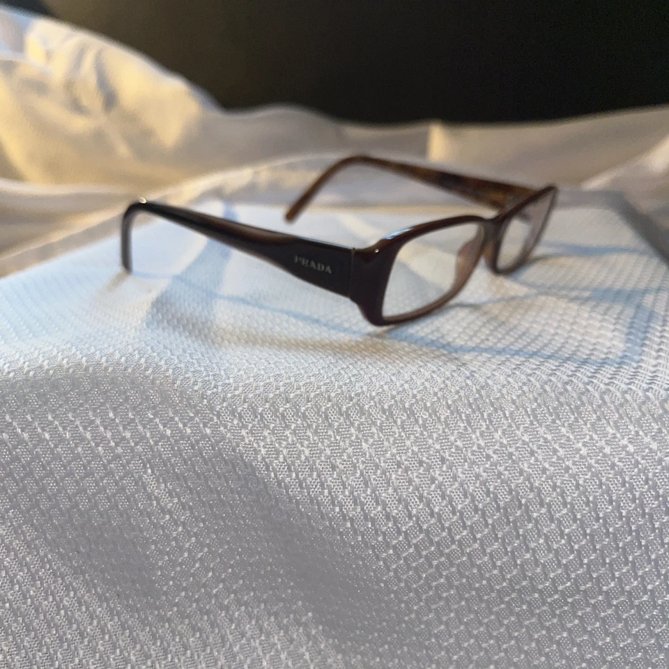 Marco cuadrado marrón para gafas Prada VPR 17H 7O1-1O1 solo 50-16-135 Foto 2 de 4