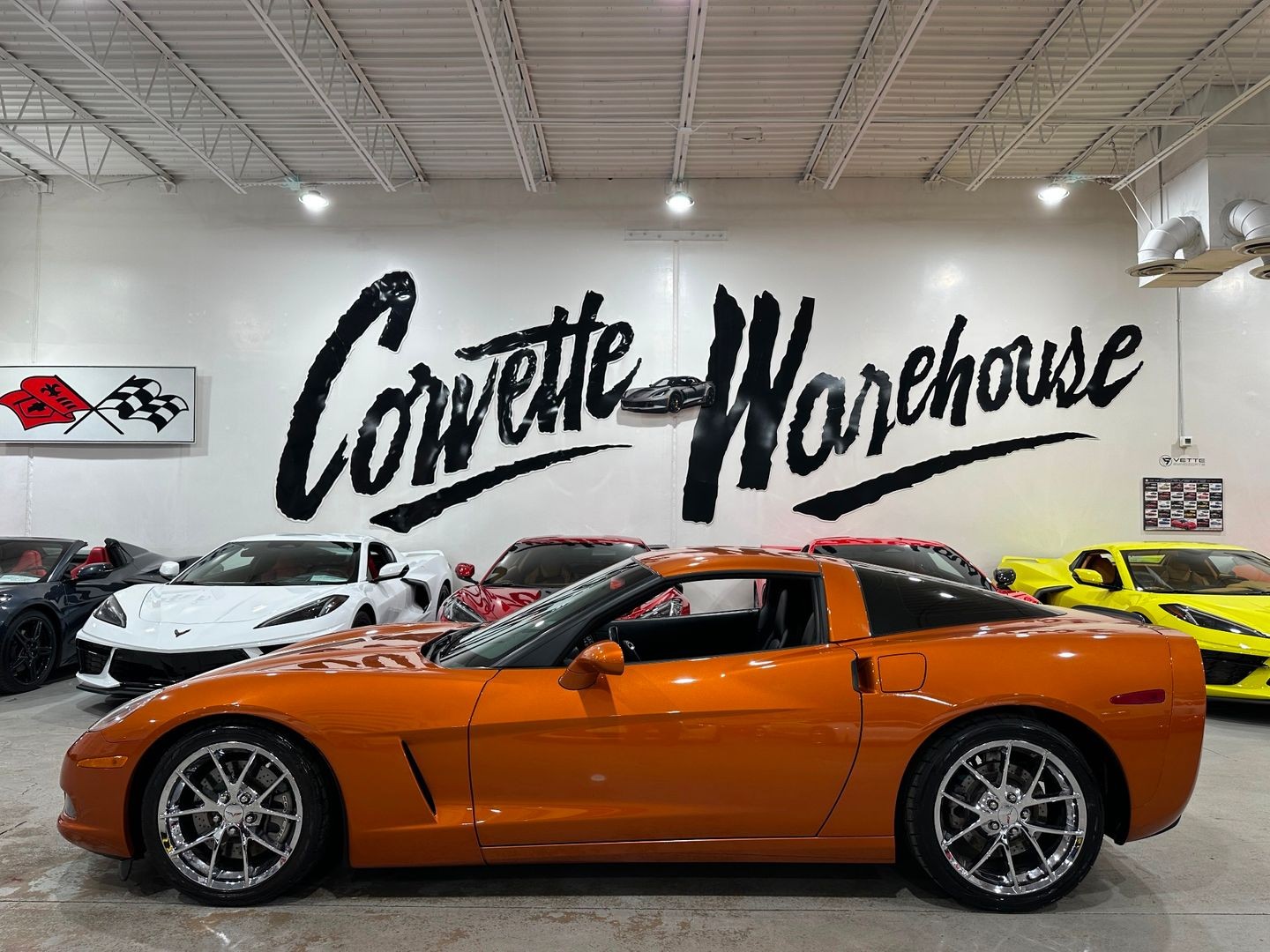 2008 [83U] Atomic Orange Metallic Chevrolet Corvette   | C6 Corvette Photo 2