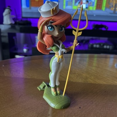 DC Comics  Bombshells Series 3 Mera 7'' Vinyl Figure