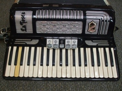 Vintage 1960's Gretsch La Tosca Riviera Accordion with Carrying