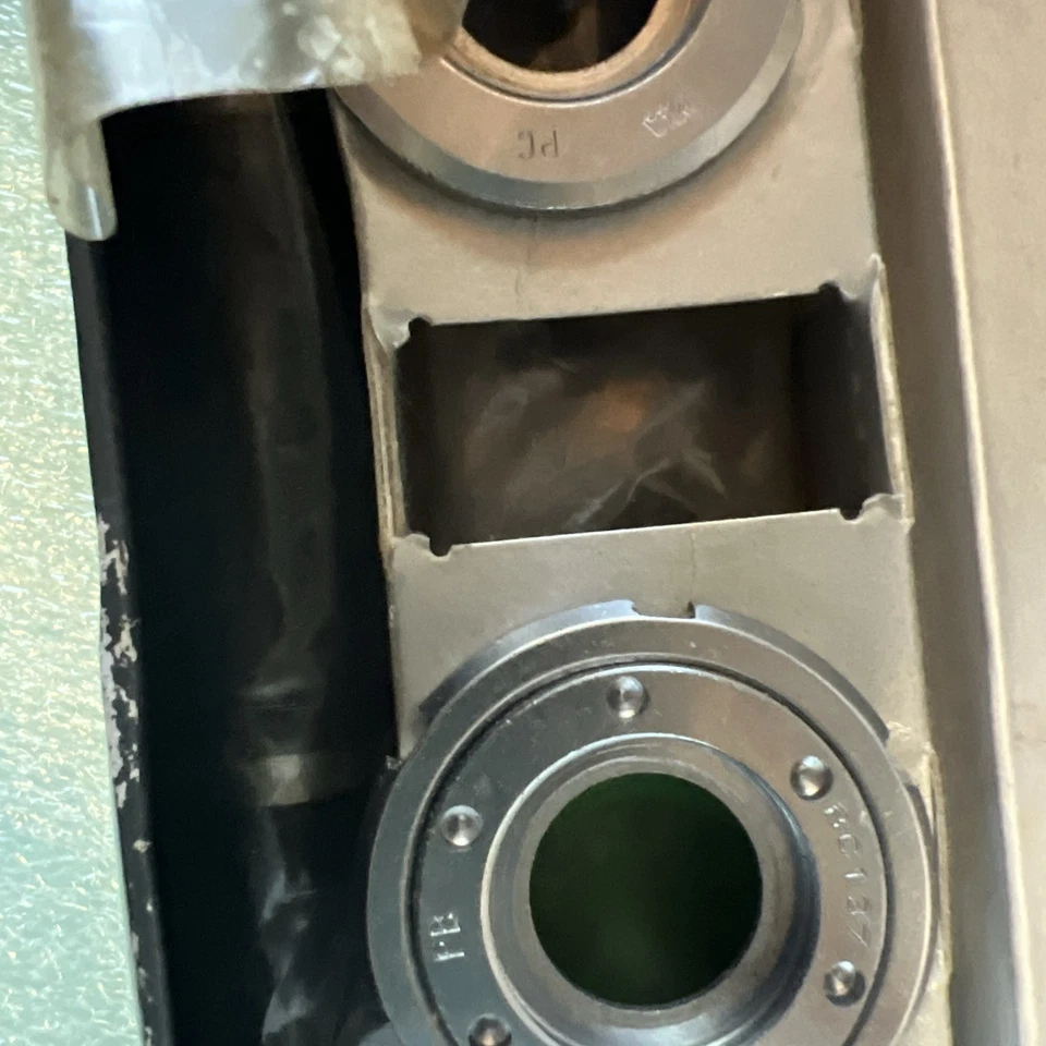 Shimano 600 Ultegra 68x 113MM BB-6400 Road Bottom Bracket-NEW/NOS English- NIB+ - Image 3 of 4