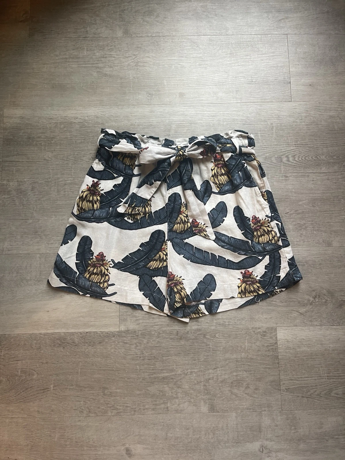 H&M X Desmond & Dempsey Floral High Rise Paperbag Linen Blend Short Size 8