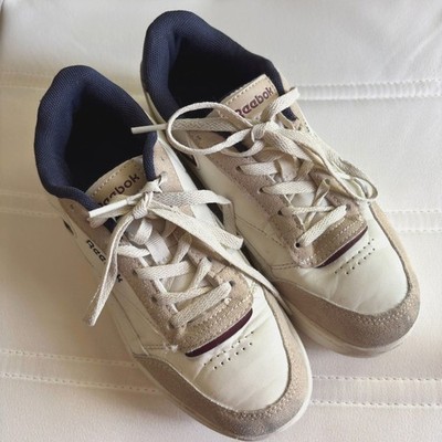 Unisex Big Kids Size 4 Leather/Suede Reebok Sneakers