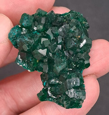 Dioptas Stufe mit Matrix, ca 24g, Kongo