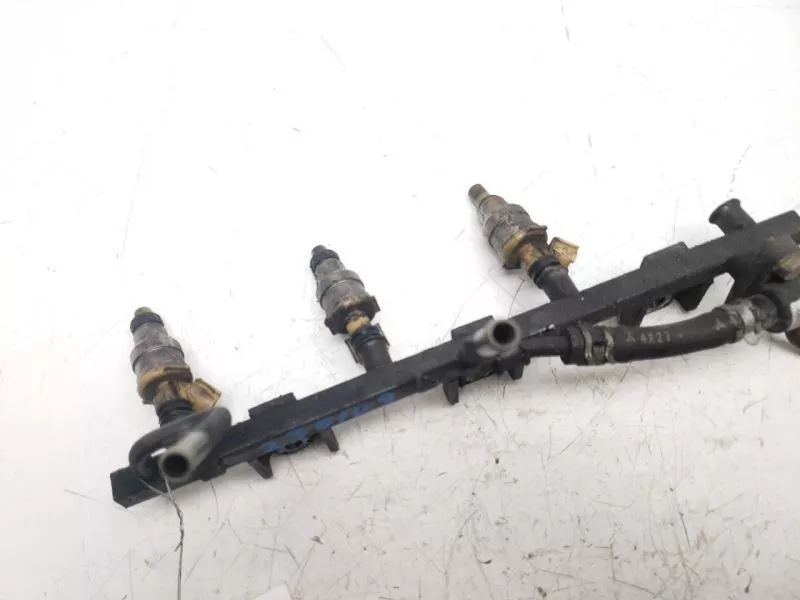 Оригинальные детали впрыска топлива для Mazda MX-5 1994-1997 годов выпуска топливная форсунка 1,8 л с направляющей - Изображение 2 из 4