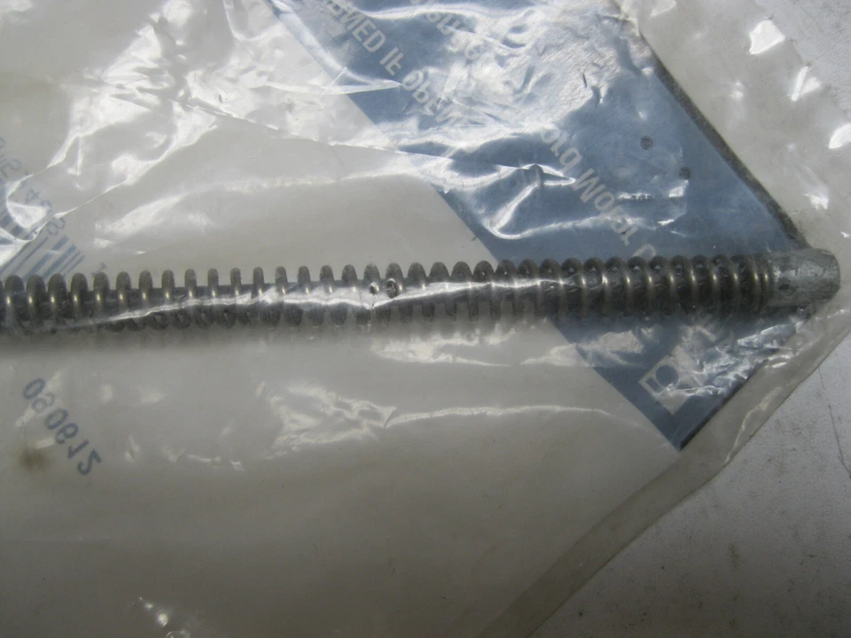 Motorcraft BRCA-8 Parking Brake Cable YS4Z-2A635-AA Foto 4 de 4