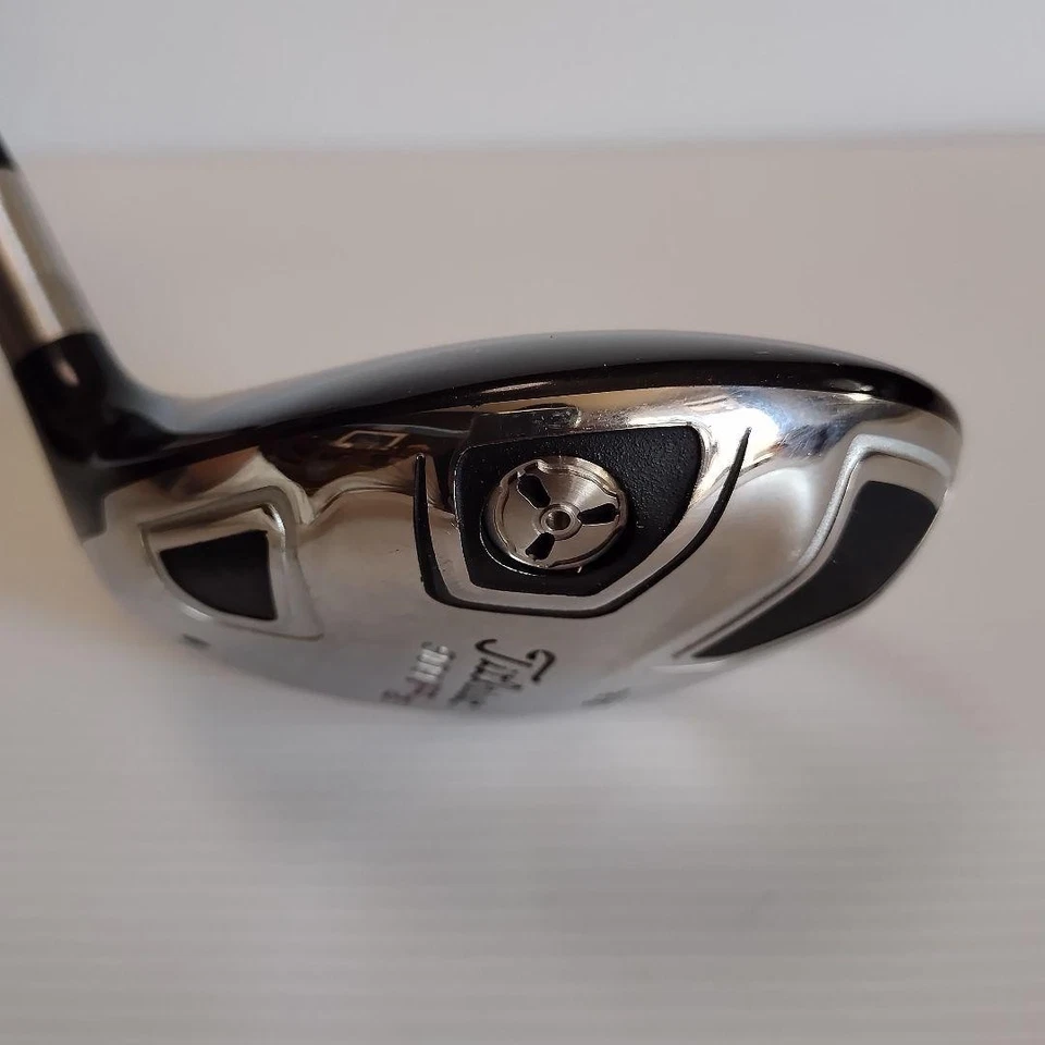 Madera de calle Titleist 909 F2 5W FUBUKI α70 Flex-S Foto 4 de 4