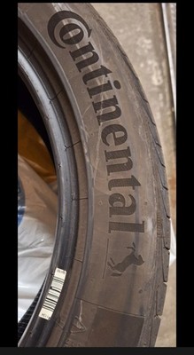 4 Sommerreifen von der Firma Continental 235/50 R19 103V XL
