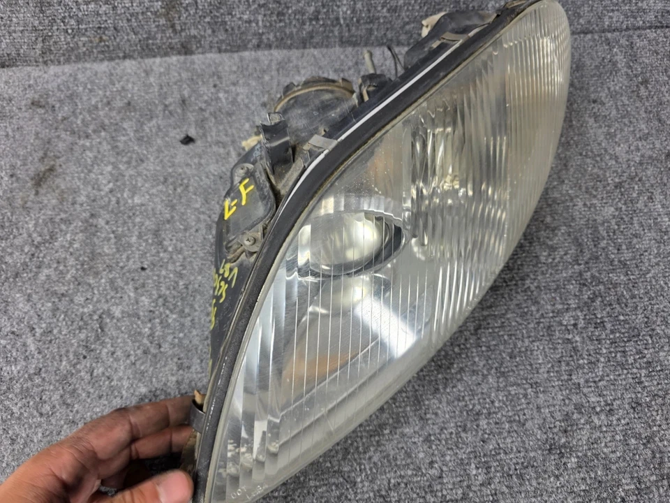LEXUS 1992-2000 SC300 SC400 OEM FRONT LEFT DRIVER HEADLIGHT LIGHT LAMP ASSEMBLY - Image 2 of 4
