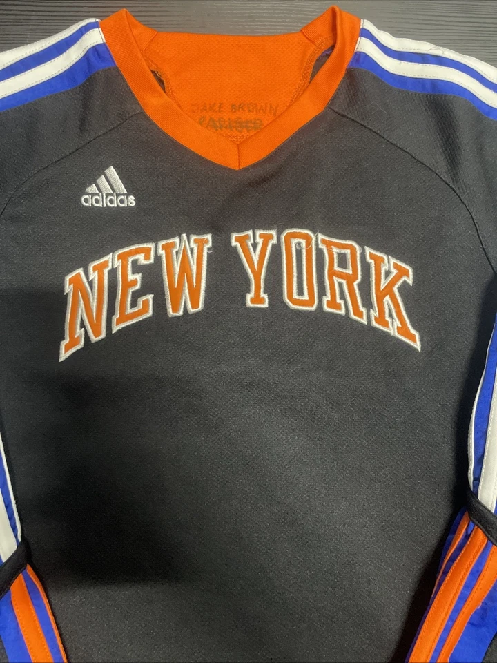 Детская футболка Adidas NBA New York Knicks средний размер вышитый пуловер с длинным рукавом - Изображение 2 из 4