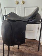 Prestige Dressage Saddle 17 seat