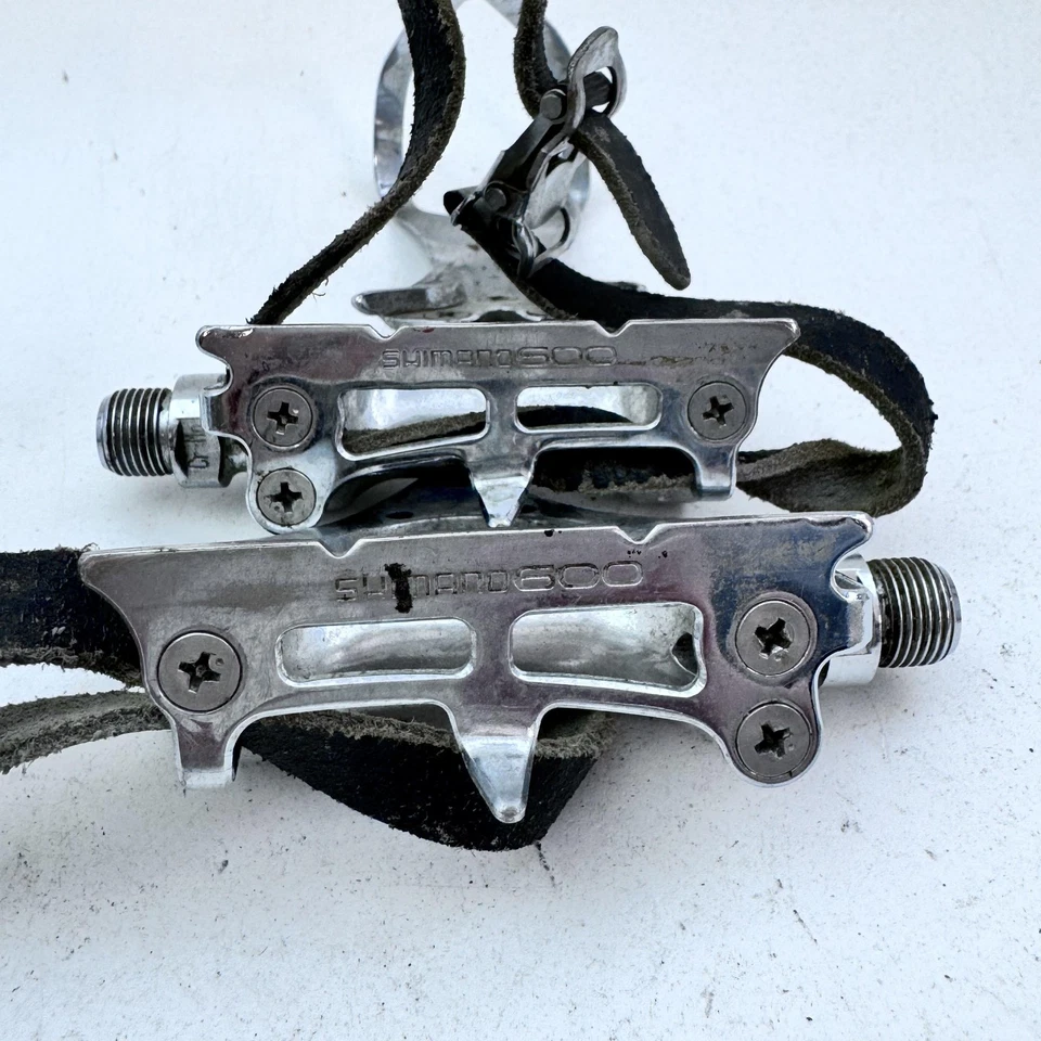 老式禧玛诺 600 PD-6207 公路自行车羽毛踏板脚趾夹带 9/16 英寸 A25 — 第 2/4 张图片