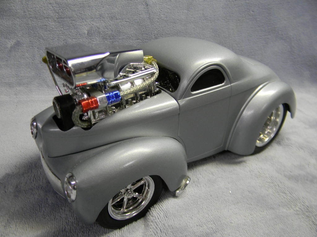 Muscle Machines '41 Willys Coupe パープル紫 41 Willys Coupe in Rare Purple Muscle Machine. Nice New in The Box