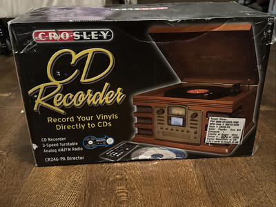 Vintage Style Crosley AM FM Radio CD Recorder 3 Speed Turntable CR246 NEW in Box