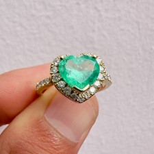 14ct Gold Emerald Heart and Diamond Ring - UK L