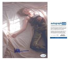Michaela McManus "Memory of a Killer" AUTOGRAPH Signed 8x10 Photo B ACOA
