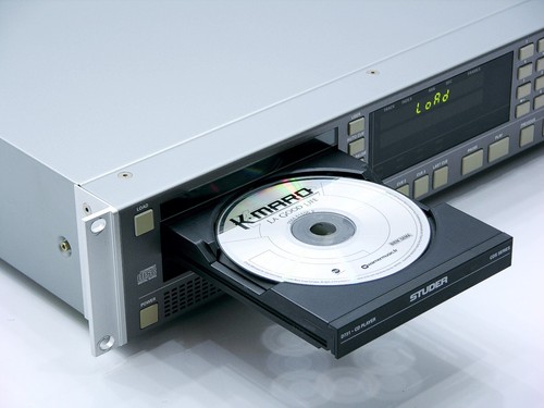 studer d731 studio cd player, serial no. 1558